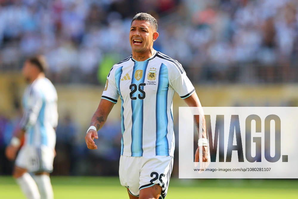 EAST RUTHERFORD, NJ - JULY 19: Facundo Medina 25 of Argentina during the FIFA World Cup, WM, Weltmeisterschaft, Fussball 26 Final between Spain and Argentina on July 19, 2026 at New York New Jersey Stadium in East Rutherford, New Jersey. (Photo by Rich Graessle Icon Sportswire) SOCCER: JUL 19 FIFA World Cup 26 Final - Spain v Argentina Icon26071928950