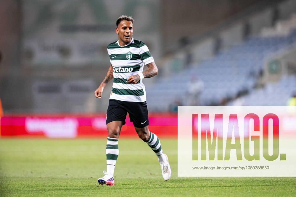 Rodrigo Zalazar of Sporting CP during the Pre-Season Friendly match between Sporting CP and RC Strasbourg Alsace at Estadio do Algarve in Faro on July 20, 2026 Faro Portugal - ZUMAg283 20260720_zsp_g283_093