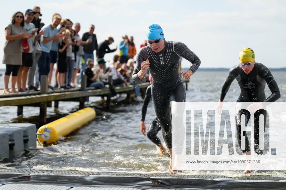 DTU Deutsche Meisterschaften Mixed Relay im Rahmen von Die Finals Hannover Laura Lindemann (Triathlon Potsdam) wechselt vom Schwimmen zum Radfahren bei den DTU Deutsche Meisterschaften Mixed Relay im Rahmen von Die Finals Hannover; 23.07.2026; COPYRIGHT: Petko Beier petkobeier.de Steinhuder Meer Germany