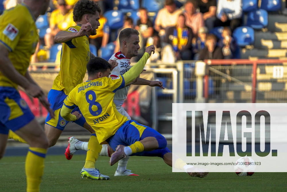 Deutschland: Fussball Testspiel Vereine 2026 2027, Freundschaftsspiel Eintracht Braunschweig vs Southampton FC Eintracht-Stadion (Braunschweig): Mehmet Aydın Mehmet Aydin (Eintracht Braunschweig, 8) Braunschweig