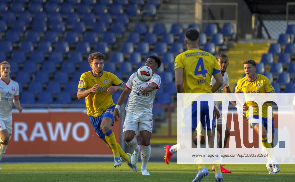 Deutschland: Fussball Testspiel Vereine 2026 2027, Freundschaftsspiel Eintracht Braunschweig vs Southampton FC Eintracht-Stadion (Braunschweig): Kevin Ehlers (Eintracht Braunschweig, 21) Braunschweig