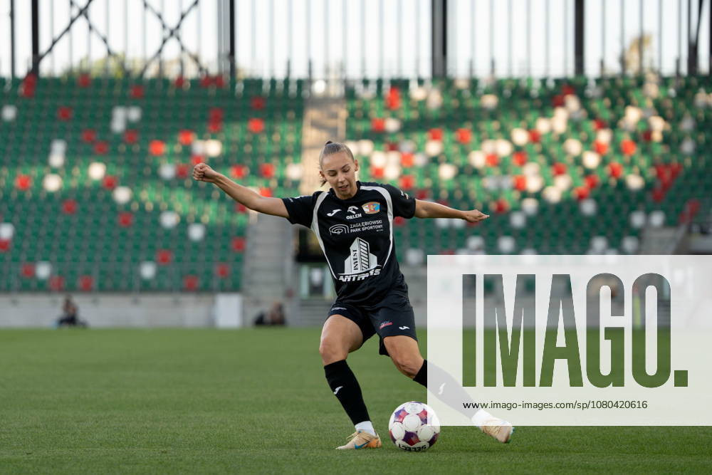 SOSNOWIEC 25.07.2026 MECZ I RUNDA KWALIFIKACJI LIGA MISTRZOW SEZON 2026 27 CZARNI SOSNOWIEC - ATHLONE TOWN -- UEFA WOMEN S CHAMPIONS LEAGUE QUALIFYING FIRST ROUND MATCH CZARNI SOSNOWIEC - ATHLONE TOWN AMELIA CHMURA FOT. MATEUSZ WIEWIORKA 400mm.pl NEWSPIX.PL --- newspix.pl