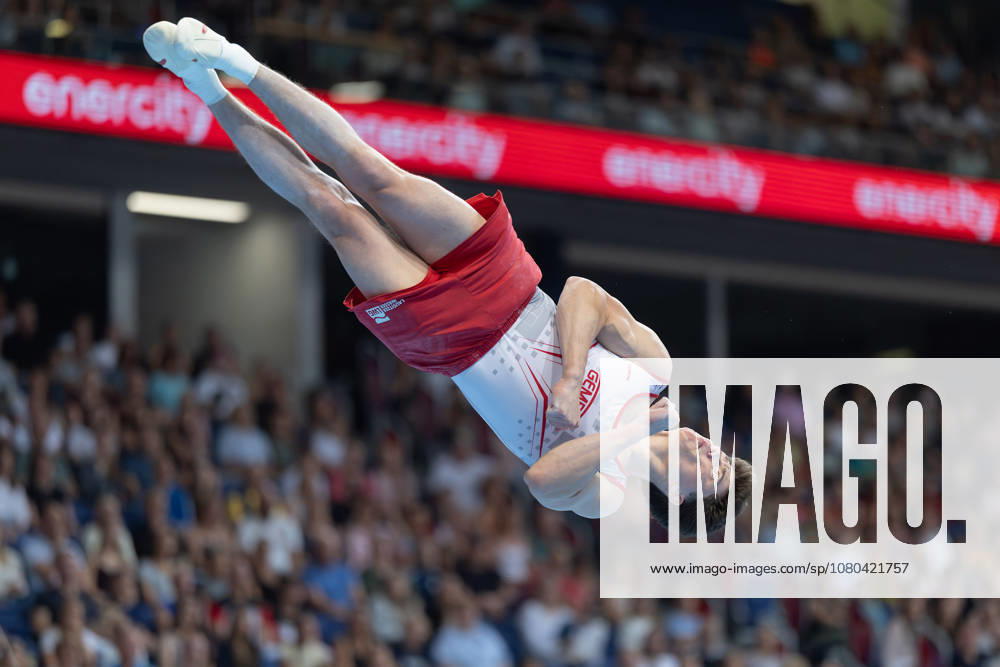 Deutsche Meisterschaften im Gerätturnen 2026, Gerätfinals Radomyr Stelmark (SC Cottbus) bei seiner Übung im Gerätfinale Boden. Deutsche Meisterschaften im Gerätturnen, Gerätfinals, am 25. Juli 2026 in der ZAG-Arena in Hannover., Hannover Niedersachsen Deutschland ZAG Arena