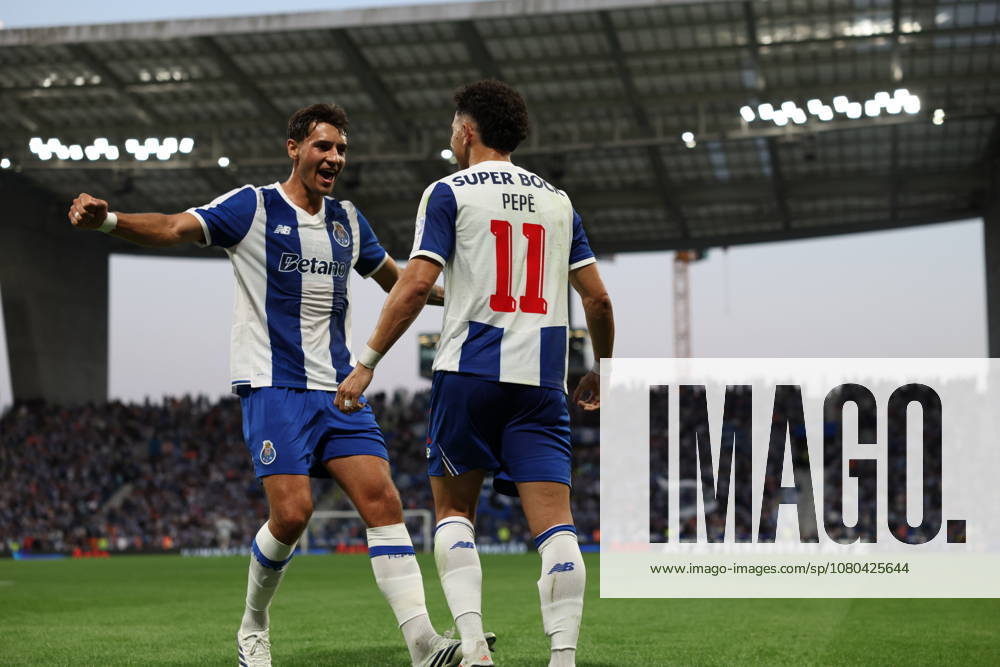 Porto, PORTUGAL - May 16: Pepe of FC Porto celebrates during the match during to the Primeira Liga match between FC Porto and CD Santa Clara at Estadio do Dragao on May 16, 2026 in Porto, Portugal Porto Portugal - ZUMAe141 20260725_zsp_e141_107