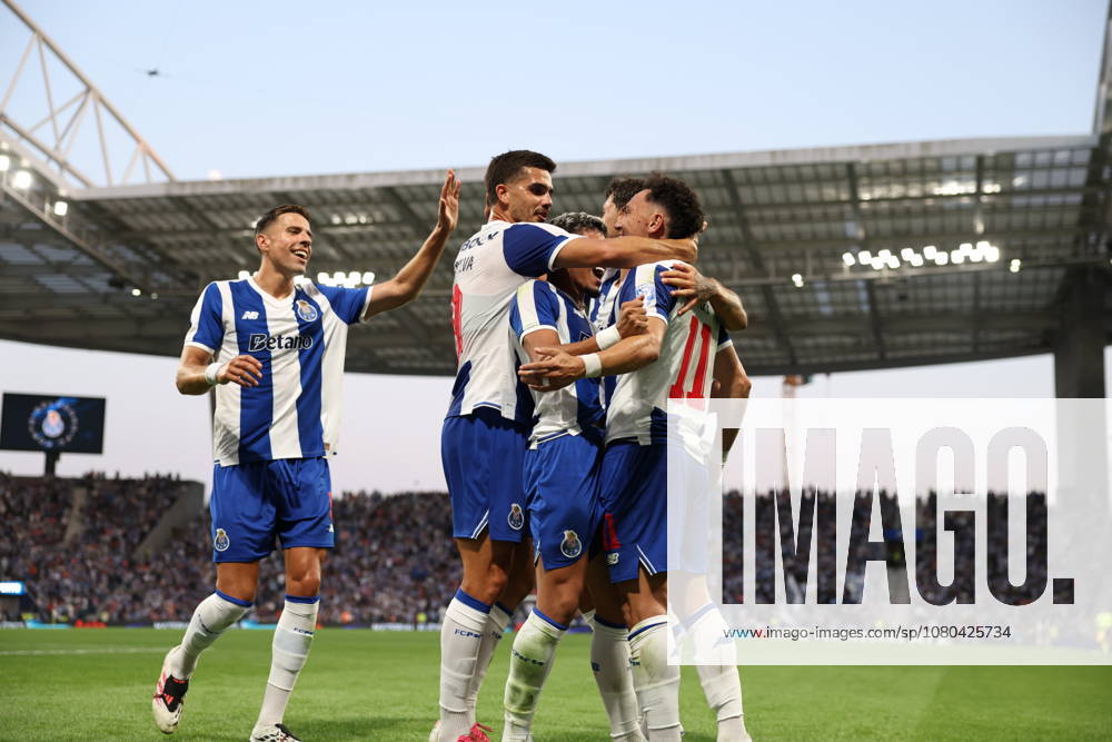 Porto, PORTUGAL - May 16: Pepe of FC Porto celebrates during the match during to the Primeira Liga match between FC Porto and CD Santa Clara at Estadio do Dragao on May 16, 2026 in Porto, Portugal Porto Portugal - ZUMAe141 20260725_zsp_e141_111