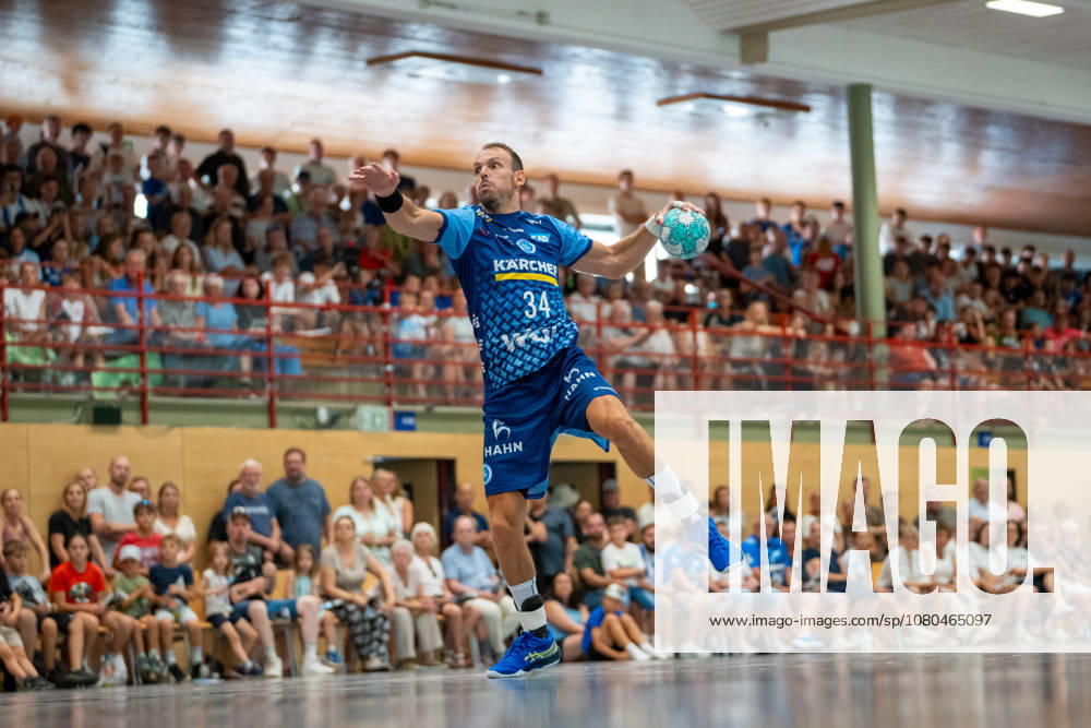 Handball I Herren I Saison 2026-2027 I Testspiel I TVB Stuttgart - BSV Bern I 26.07.2026 Kai Häfner (34, TVB Stuttgart) beim Siebenmeter Gemeindehalle Bittenfeld Waiblingen Baden-Württemberg Deutschland