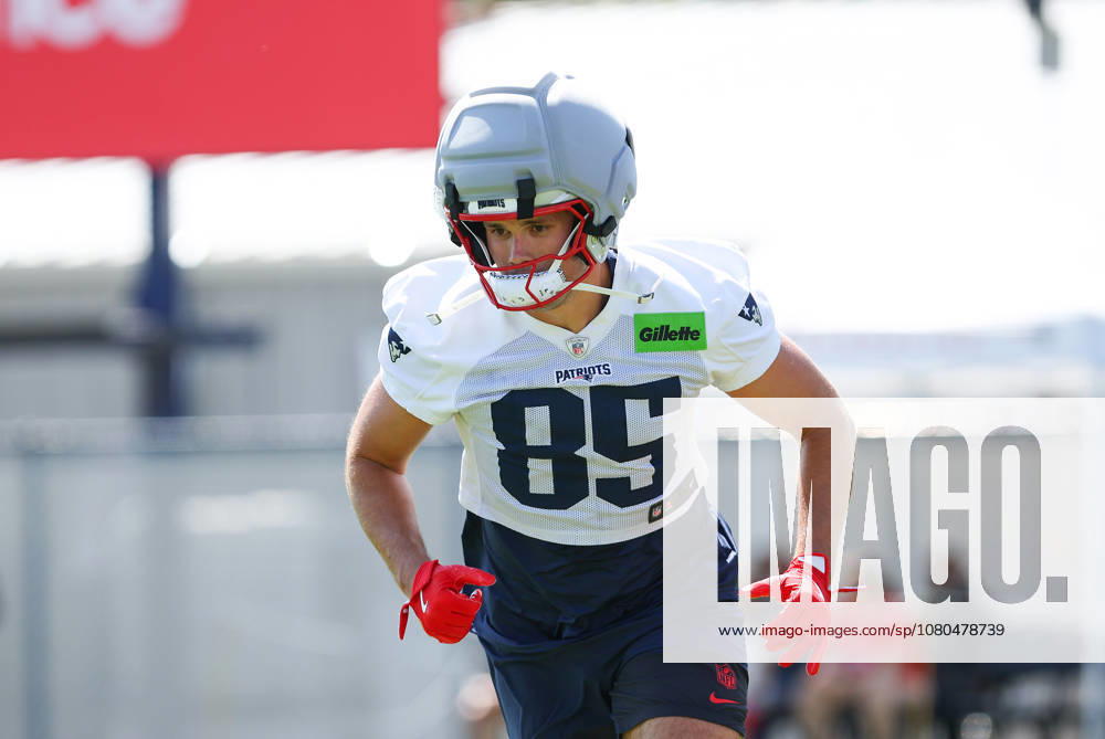 Foxborough, MA, USA; New England Patriots tight end Hunter Henry (85) participates in drills during Patriots training camp at Gillette Stadium. CSM NFL, American Football Herren, USA 2026: Patriots Training Camp JUL 26 - ZUMAc04_ 20260726_zma_c04_177