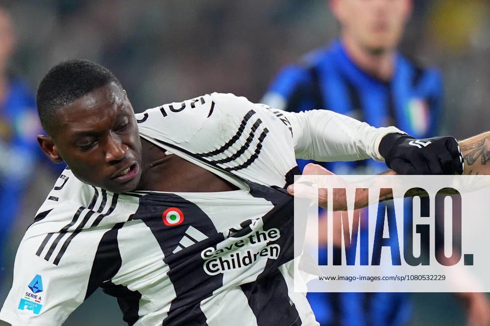 Juventus Randal Kolo Muani during the Serie A soccer match between Juventus and Inter at Allianz Stadium in Turin , North Italy - Sunday , February 16, 2025 . - Soccer .