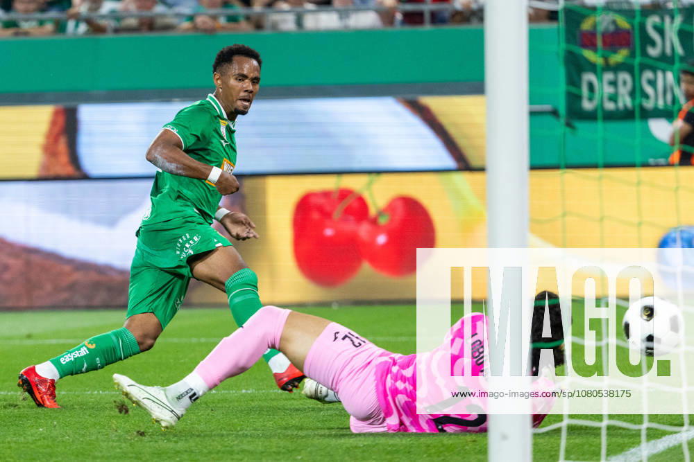 SOCCER - UEFA ECL, Rapid vs Coloma VIENNA,AUSTRIA,29.JUL.26 - SOCCER - UEFA Conference League, qualification, SK Rapid Wien vs FC Santa Coloma. Image shows Petter Nosa Dahl (Rapid) and Andre Alcaraz (Coloma). GEPAxpictures xPhilippxBrem