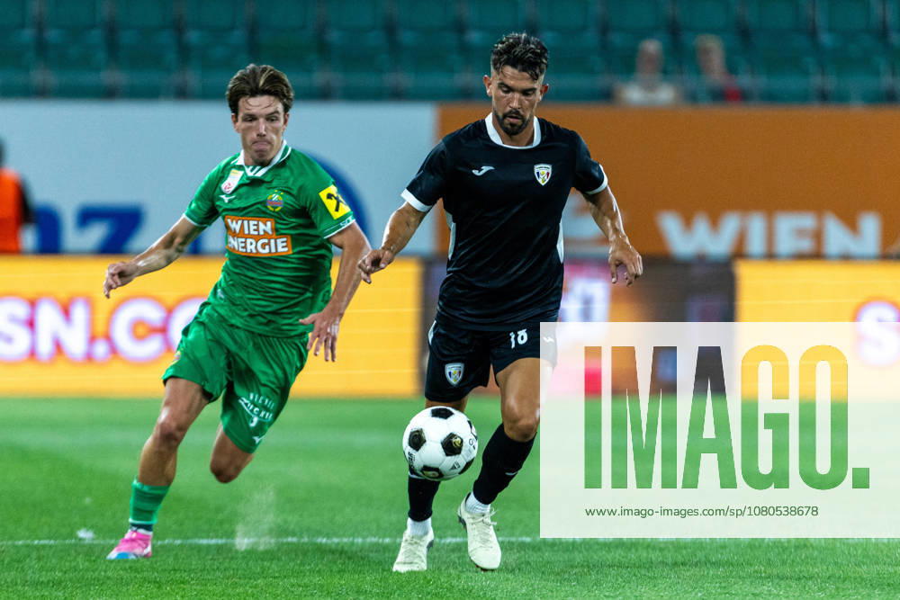 SOCCER - UEFA ECL, Rapid vs Coloma VIENNA,AUSTRIA,29.JUL.26 - SOCCER - UEFA Conference League, qualification, SK Rapid Wien vs FC Santa Coloma. Image shows Nicolas Bajlicz (Rapid) and Adria Arjona (Coloma). GEPAxpictures xPhilippxBrem