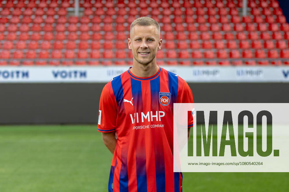 Adrian Beck (1.FC Heidenheim, 21), GER, 1.FC Heidenheim, Fussball, 2. Bundesliga, Portraettermin 2026 2027, 29.07.2026, DFL DFB REGULATIONS PROHIBIT ANY USE OF PHOTOGRAPHS AS IMAGE SEQUENCES AND OR QUASI-VIDEO, GER, 1.FC Heidenheim, Fussball, 2. Bundesliga, Portraettermin 2026 2027, 29.07.2026 Heidenheim