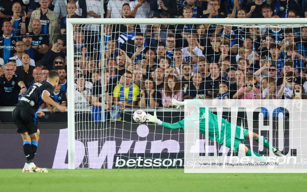 Club s Nicolo Tresoldi scores from penalty during a soccer match between Belgian champion Club Brugge KV and Cup winner Union Saint-Gilloise, Friday 31 July 2026 in Brussels, the Super Cup where the Champion of the Jupiler Pro League meets the winner of the Croky Cup. VIRGINIExLEFOUR x182519043x