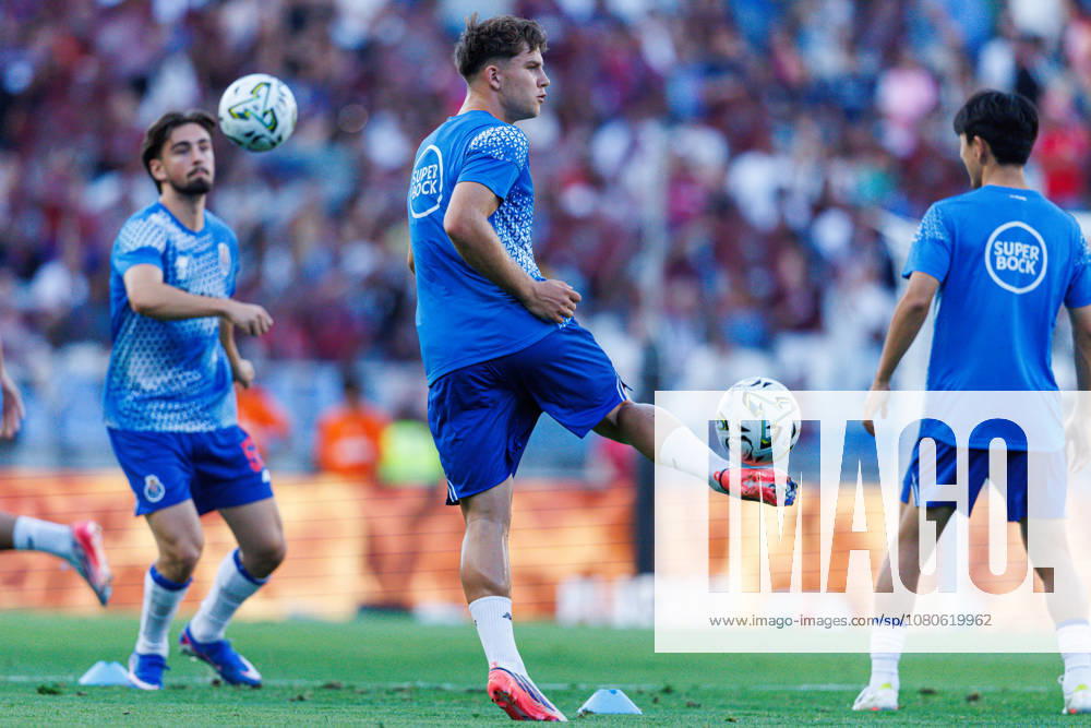 Oskar Pietuszewski seen during Supertaca Portugal 2026 game between teams of FC Porto and UD Torreense (Maciej Rogowski Ball Raw Images PT) Coimbra Estadio Cidade de Coimbra Portugal