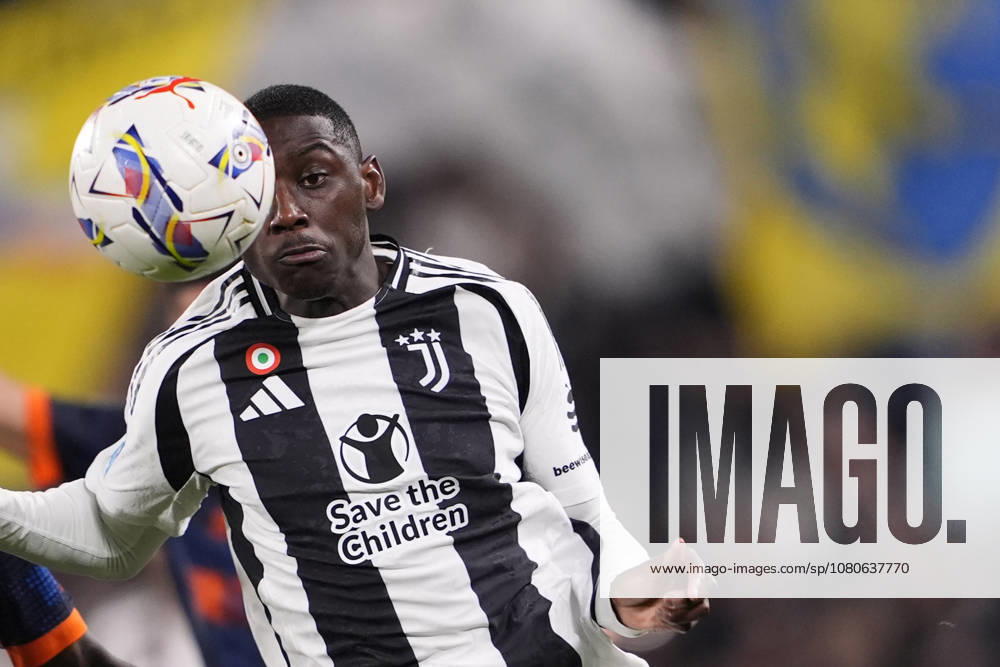 Juventus’ Kolo Muani Randal during the Serie A soccer match between Juventus Fc and Lecce at the Juventus Stadium in Turin, north west Italy - April 12, 2025. - Soccer