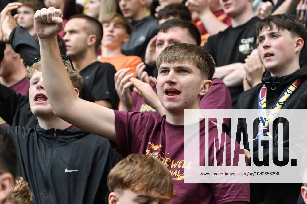 Hibernian v Motherwell William Hill Premiership Fan of Motherwell during the William Hill Premiership match at Easter Road, Edinburgh 02 08 2026 UK Newspapers OUT
