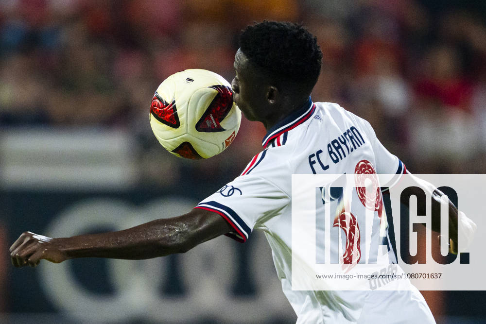 FC Bayern Munich midfielder BARA SAPOKO NDIAYE (39) receives the ball in an exhibition match between Bundesligaâ€⠢s FC Bayern Munich and K League 1â€⠢s Jeju SK FC, during the Audi Football Summit 2026 on Tuesday, Aug. 4, 2026 at the Jeju World Cup Stadium in Seogwipo, South Korea. Seogwipo South Korea - ZUMAh163 20260804_znp_h163_047