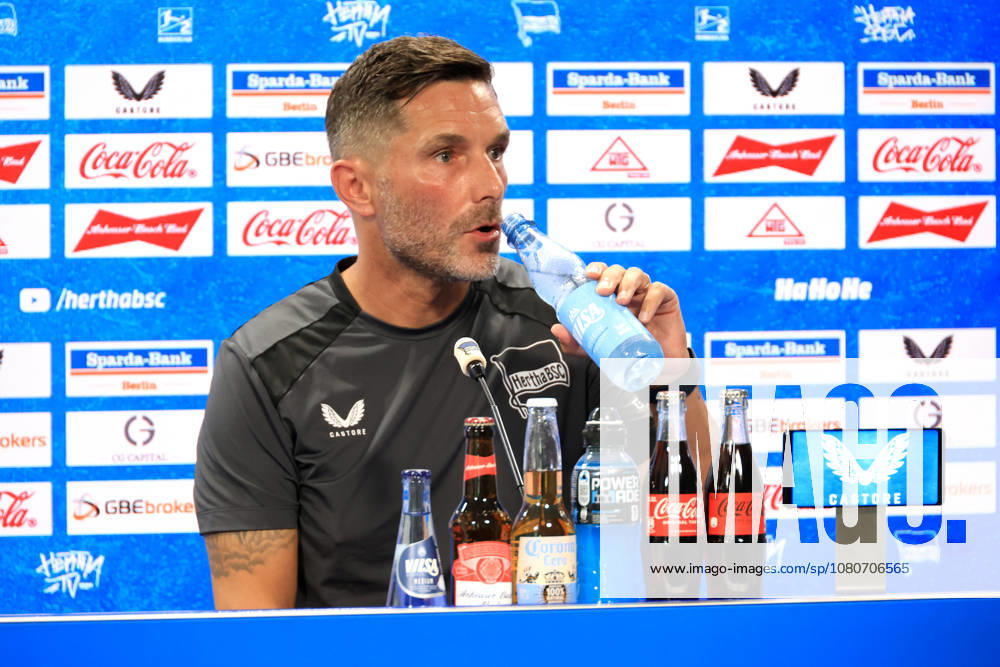 DEU GER, Fussball , 2.Fussballbundesliga, Saison 2026 2027), Sportforum, Hertha BSC, Pressekonferenz Cheftrainer Stefan Leitl (Hertha BSC Berlin) 2. Liga: DFB DFL regulations prohibit any use of photographs as image sequences and or quasi-video) Berlin Sportforum Berlin Deutschland