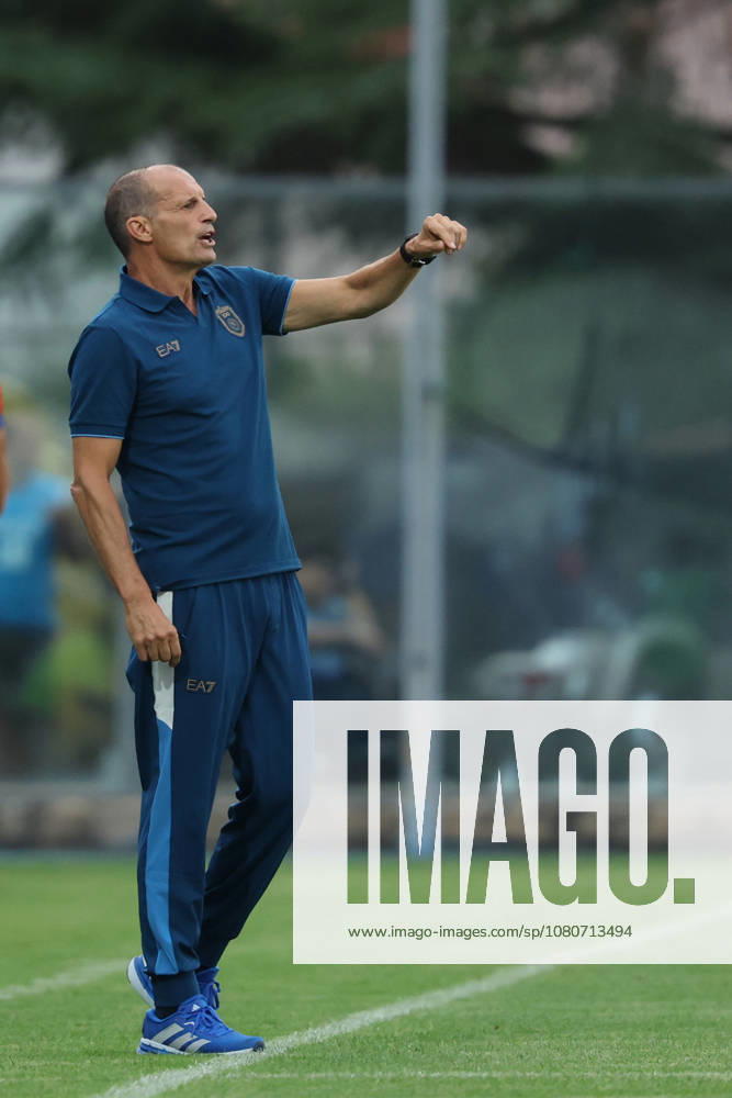 Napolis head coach Massimiliano Allegri during the friendly match Napoli and Osasuna at the Teofilo Patini Stadium in Castel Di Sangro, Central Southern Italy - Wednesday, August 05 , 2026. - Soccer .