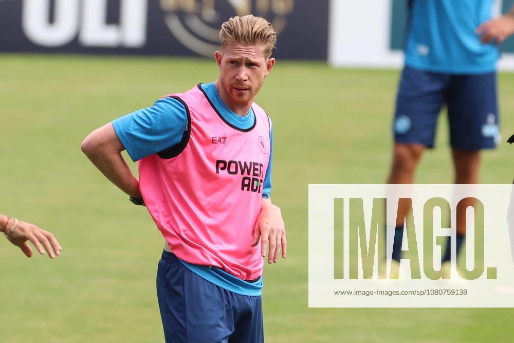 SSC Napoli Training Session Kevin De Bruyne of Napoli during a training session on Day of the preseason camp of SSC Napoli at stadio Patini in Castel di Sangro, Italy, on August 7, 2025. Castel di Sangro Abruzzo Italy