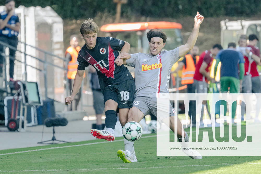 Zweikampf zwischen Tim Kloss (Viktoria Koeln, 18) und Benedikt Bauer (SSV Jahn Regensburg, 26). FC Viktoria Koeln vs. SSV Jahn Regensburg, Fussball, 3. Liga, 01. Spieltag, Saison 2026 2027, 08.08.2026 DFL DFB Regulations prohibit any use of Photographs as image sequences and or Quasivideo FC Viktoria Koeln vs. SSV Jahn Regensburg, Fussball, 3. Liga, 01. Spieltag, Saison 2026 2027, 08.08.2026 Koeln