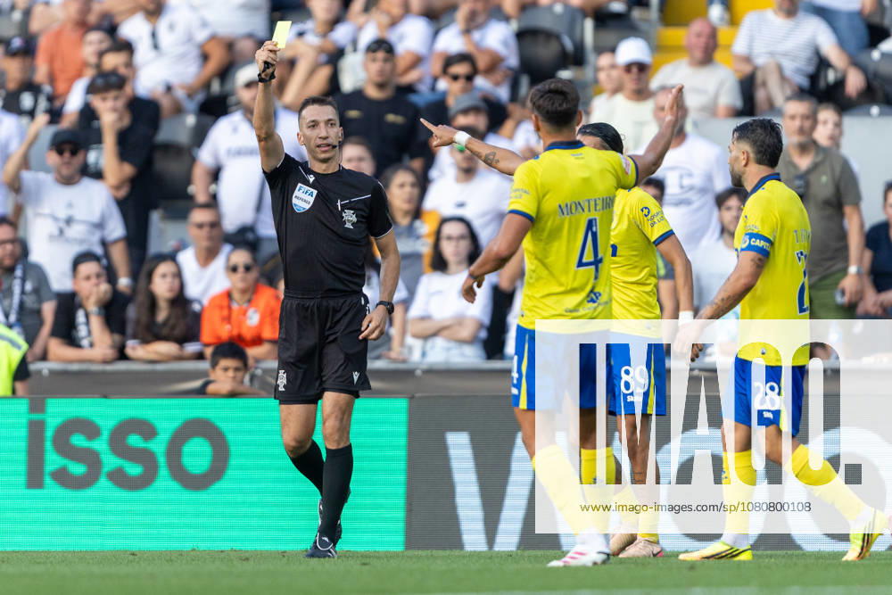 Vitoria SC V FC Arouca - Liga Portugal Betclic Miguel Nogueira, referee of the match, is seen showing a yellow card to Matias Rocha of FC Arouca during the Vitoria SC versus FC Arouca match for the Liga Portugal Betclic 2026 27 at Estadio Dom Afonso Henriques in Guimaraes, Portugal, on August 8, 2026. Guimaraes Portugal