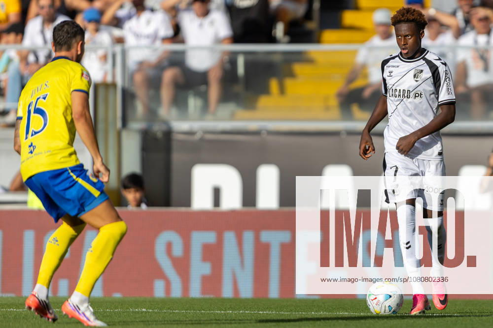 Vitoria SC V FC Arouca - Liga Portugal Betclic Oumar Camara of Vitoria SC is seen on action during the Vitoria SC versus FC Arouca match for the Liga Portugal Betclic 2026 27 at Estadio Dom Afonso Henriques in Guimaraes, Portugal, on August 08, 2026. Guimaraes Braga Portugal