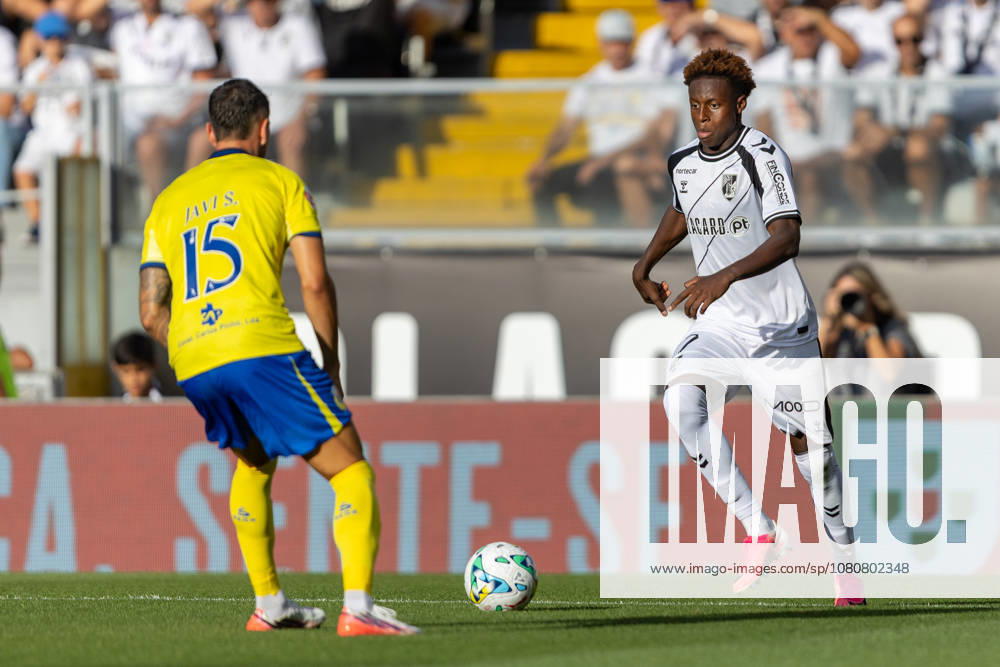 Vitoria SC V FC Arouca - Liga Portugal Betclic Oumar Camara of Vitoria SC is seen on action during the Vitoria SC versus FC Arouca match for the Liga Portugal Betclic 2026 27 at Estadio Dom Afonso Henriques in Guimaraes, Portugal, on August 08, 2026. Guimaraes Braga Portugal
