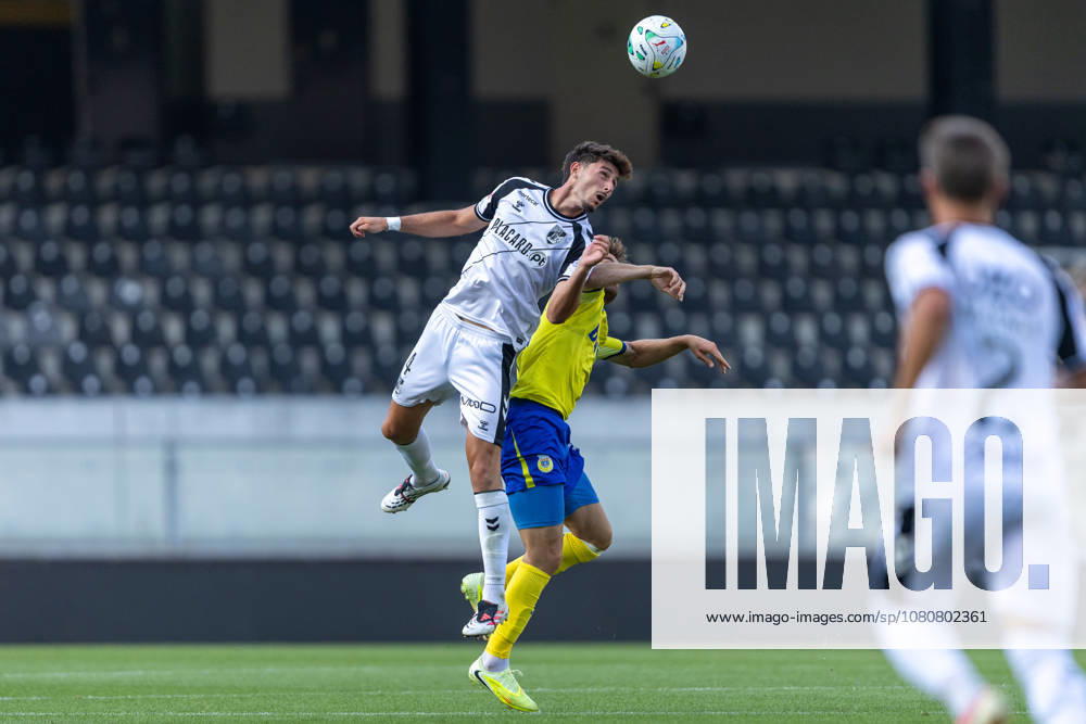 Vitoria SC V FC Arouca - Liga Portugal Betclic Oscar Rivas of Vitoria SC is seen on action during the Vitoria SC versus FC Arouca match for the Liga Portugal Betclic 2026 27 at Estadio Dom Afonso Henriques in Guimaraes, Portugal, on August 08, 2026. Guimaraes Braga Portugal