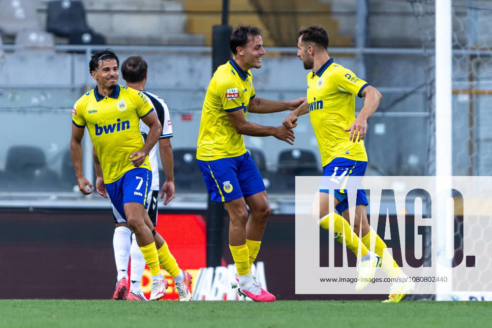 Vitoria SC V FC Arouca - Liga Portugal Betclic Ivan Barbero of FC Arouca celebrates his goal with his teammates during the Vitoria SC versus FC Arouca match for the Liga Portugal Betclic 2026 27 at Estadio Dom Afonso Henriques in Guimaraes, Portugal, on August 08, 2026. Guimaraes Braga Portugal