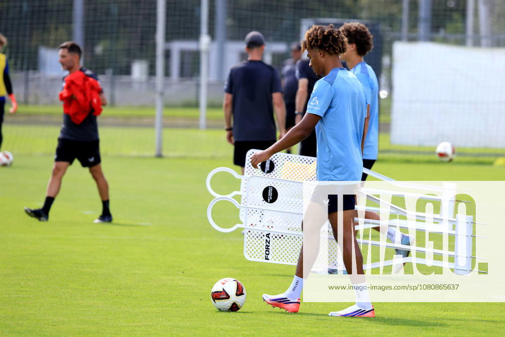 DEU GER, Fussball , 2.Fussballbundesliga, Saison 2026 2027), Sportforum, Hertha BSC, Training Oluwaseum Victor Adewumi (Hertha BSC Berlin 19) 2. Liga: DFB DFL regulations prohibit any use of photographs as image sequences and or quasi-video) Berlin Sportforum Berlin Deutschland