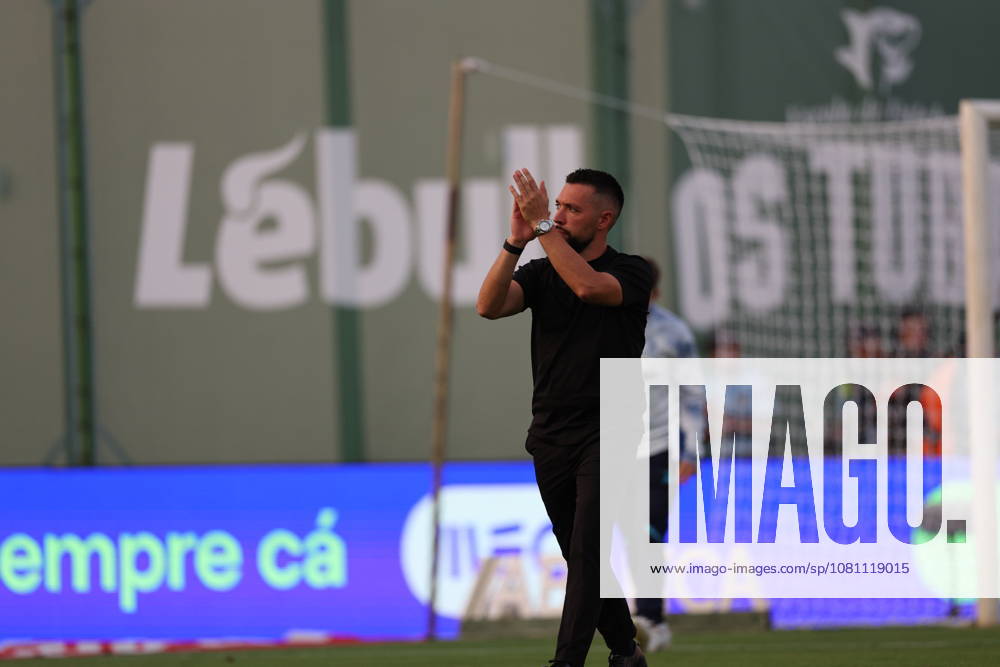 VILA DO CONDE, PORTUGAL - AUGUST 15: Francesco Farioli of FC Porto in action during the Liga Portugal Betclic 2026 27 match between Rio Ave and FC Porto at Estadio dos Arcos on August 15, 2026 in Vila do Conde, Portugal. Vila Do Conde Portugal - ZUMAe141 20260815_zsp_e141_017
