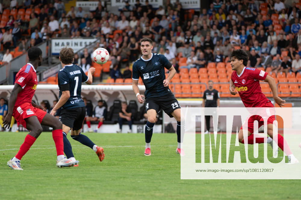 GER, Fussball, Regionalliga Nord, 4.Spieltag, Saison 2026 2027, Oldenburg, Marschwegstadion, VfB Oldenburg vs FC Eintracht Norderstedt in der Mitte wartet Mats FACKLAM( VfB Oldenburg 29 ) Oldenburg Marschwegstadion Niedersachsen Deutschland