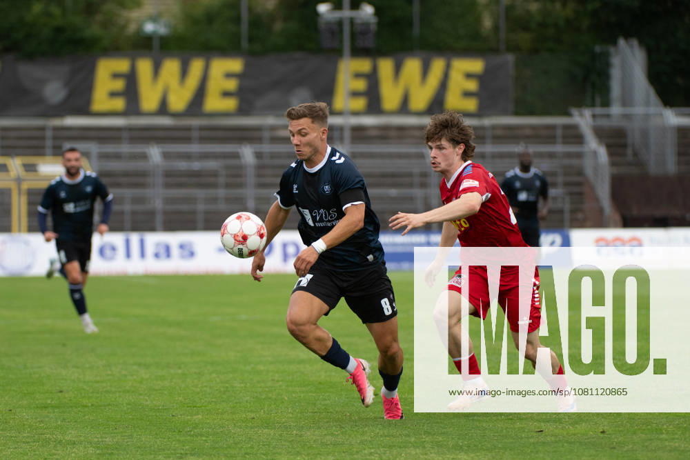 GER, Fussball, Regionalliga Nord, 4.Spieltag, Saison 2026 2027, Oldenburg, Marschwegstadion, VfB Oldenburg vs FC Eintracht Norderstedt am Ball Rafael BRAND ( VfB Oldenburg 8 ) Oldenburg Marschwegstadion Niedersachsen Deutschland