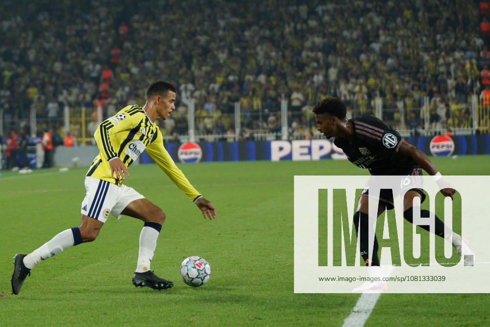 Mason Greenwood (L) of Fenerbahce in action against Abner (R) Olympique Lyonnais during the UEFA Champions League play-off round match between Fenerbahce and Olympique Lyonnais at the Chobani Stadium, Fenerbahce Sukru Saracoglu Sports Complex in Istanbul, Turkey, on August 18, 2026. Kadikoy Turkey - ZUMAu194 20260818_zip_u194_020