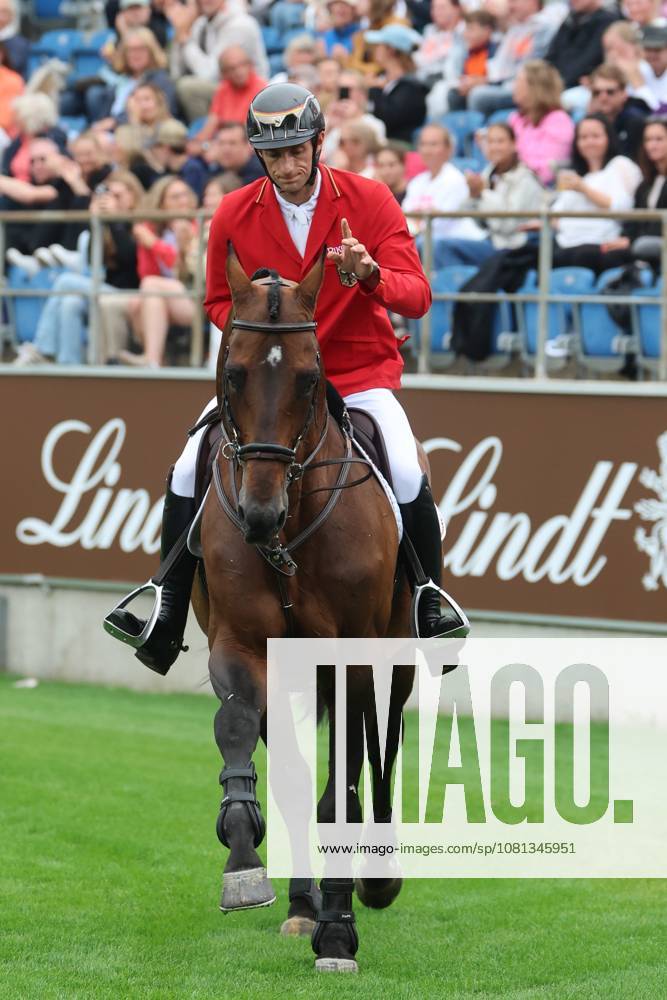 Richard Vogel (GER, Deutschland) mit Pferd United Touch S, aktueller Europameister und Sieger des Rolex Grand Prix von Aachen 2026 (CHIO Aachen) mit 1 Fehler im Zeitspringen, Enttäuschung, Emotion , Springen, FEI Jumping World Championship, WM, Weltmeisterschaft , Turkish Airlines-Prize, Einzel und Teamwertung, Jumping , AACHEN - FEI World Championships 2026, Weltfest des Pferdesports, Reitsport Weltmeisterschaft 2026, Aachen 2026, Welcome Home 2026, Aachener Soers, 11. bis 23. August 2026, Reitsport, 19.08.2026, Aachen Aachener Soers Deutschland