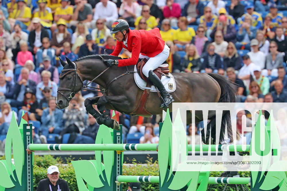 Daniel Deusser (GER, Deutschland) mit Pferd Otello de Guldenboom , Team Deutschland mit drei weiteren 0 Runden in der Führung , Springen, FEI Jumping World Championship, WM, Weltmeisterschaft , FEI Jumping World Championship Second Competition Team Final & Second Individual Qualifier, Mercedes-Benz Prize, Mercedes-Benz Prize, Einzel und Teamwertung, Jumping , AACHEN - FEI World Championships 2026, Weltfest des Pferdesports, Reitsport Weltmeisterschaft 2026, Aachen 2026, Welcome Home 2026, Aachener Soers, 11. bis 23. August 2026, Reitsport, 20.08.2026, Aachen Aachener Soers Deutschland