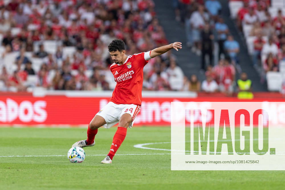 Benfica defender from Portugal TOMAS ARAUJO (44) in action during the game for the 1st Leg of UEFA Europa League Qualifier Playoff between Benfica and Aarhus at Estadio da Luz Soccer 2026: Benfica Vs Napoli - ZUMAs359 20260820_zsp_s359_005