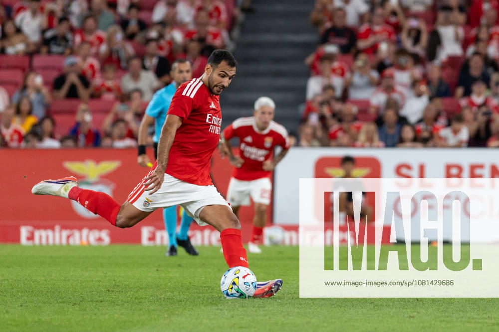 Benfica forward from Greece VANGELIS PAVLIDIS (14) in action during the game for the 1st Leg of UEFA Europa League Qualifier Playoff between Benfica and Aarhus at Estadio da Luz Soccer 2026: Benfica Vs Napoli - ZUMAs359 20260820_zsp_s359_023