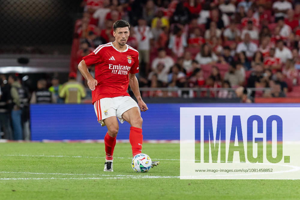 Benfica defender from France CLEMENT LENGLET (2) in action during the game for the 1st Leg of UEFA Europa League Qualifier Playoff between Benfica and Aarhus at Estadio da Luz Soccer 2026: Benfica 3:1 Aarhus - ZUMAs359 20260820_zsp_s359_280