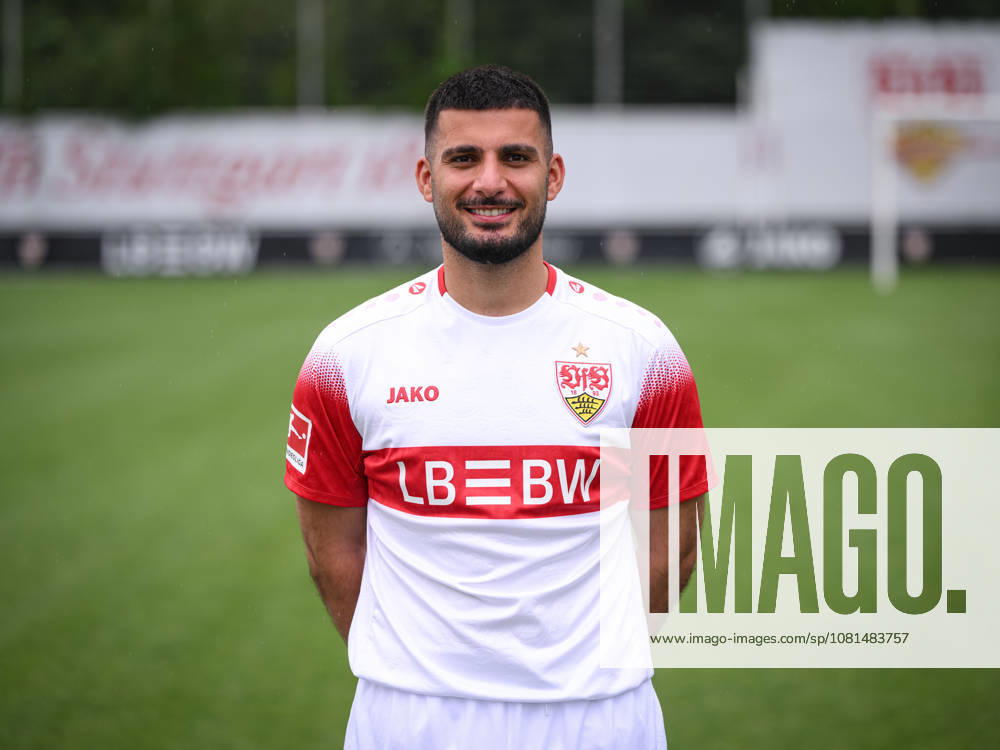 FUSSBALL 1. BUNDESLIGA SAISON 2026 2027 18.08.2026 Portraettermin beim VfB Stuttgart auf dem Trainingsgelaende: Deniz Undav
