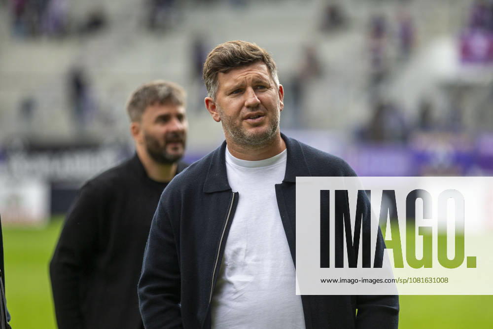 GER, Aue, Fussball, DFB-Pokal, 1. Hauptrunde, FC Erzgebirge Aue vs. TSG 1899 Hoffenheim im Bild v.l.: Andreas Schicker (Geschaeftsfuehrer TSG Hoffenheim), vor dem Spiel , bei der Platzbegehung 22.08.2026, EINS Erzgebirgsstadion Aue DFB REGULATIONS PROHIBIT ANY USE OF PHOTOGRAPHS AS IMAGE SEQUENCES AND OR QUASI-VIDEO,
