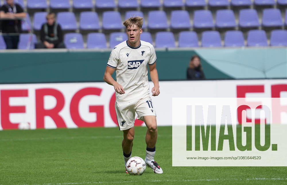 eins Erzgebirgsstadion, Aue, GER, DFB Pokal, Erzgebirge Aue vs TSG Hoffenheim , Nathan De Cat (Hoffenheim) (Photo by Hasan Bratic DeFodi Images) -