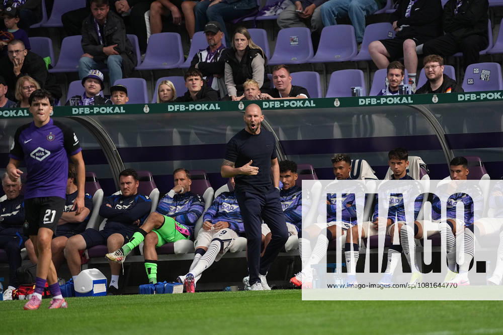eins Erzgebirgsstadion, Aue, GER, DFB Pokal, Erzgebirge Aue vs TSG Hoffenheim , Trainer Christian Ilzer (Hoffenheim) (Photo by Hasan Bratic DeFodi Images) -