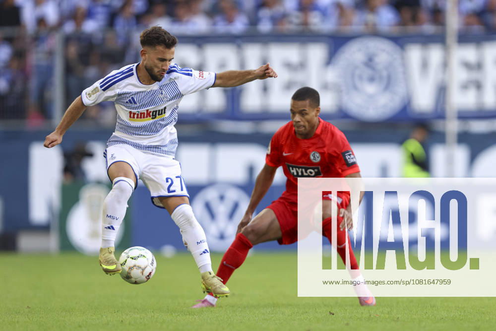 Can Coskun (MSV Duisburg) in Aktion, am Ball, Einzelaktion waehrend des Spiels der 1. Runde des DFB-Pokal zwischen MSV Duisburg und SV 07 Elversberg, Schauinsland-Reisen-Arena am 22. August 2026 in Duisburg, Deutschland. (Foto von Oliver Kaelke DeFodi Images) +++ Can Coskun (MSV Duisburg) controls the ball during the 1st round match of the DFB-Pokal between MSV Duisburg and SV 07 Elversberg at Schauinsland-Reisen-Arena on August 22, 2026 in Duisburg, Germany. (Photo by Oliver Kaelke DeFodi Images) DFB DFL REGULATIONS PROHIBIT ANY USE OF PHOTOGRAPHS AS IMAGE SEQUENCES AND OR QUASI-VIDEO. (Photo by Oliver Kaelke DeFodi Images) -