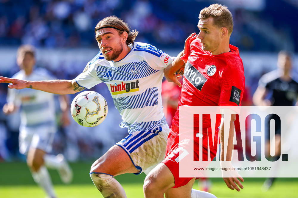 2026.08.22, Fußball, DFB-Pokal, MSV Duisburg - SV Elversberg, Schauinsland-Reisen-Arena, 1.Runde, Saison 2026 2027: Joshua Bitter (MSV Duisburg 29) im Zweikampf gegen Lasse Guenther (SV Elversberg 21) DFB regulations prohibit any use of photographs as image sequences and or quasi-video. Photo: WilkowskixPressefotoKochx Nordrhein-Westfalen Deutschland