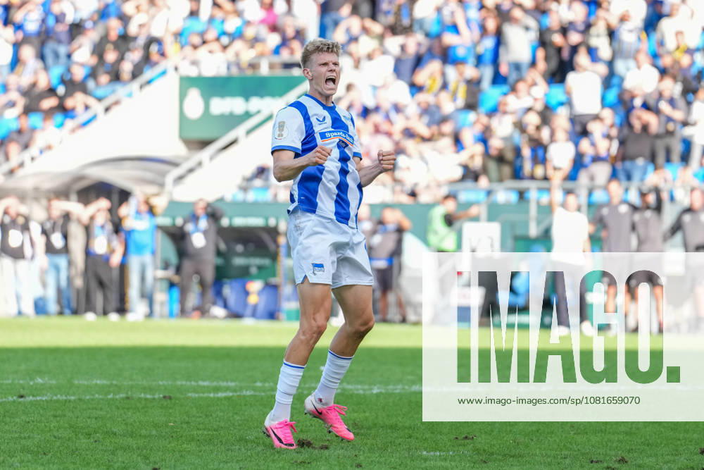 Fußball, DFB Pokal, 1. FC Saarbrücken - Hertha BSC, Saison 2026 2027, Ludwigsparkstadion: Jan-Luca Schuler (Hertha BSC, 18) jubelnd DFB regulations prohibit any use of photographs as image sequences and or quasi-video.