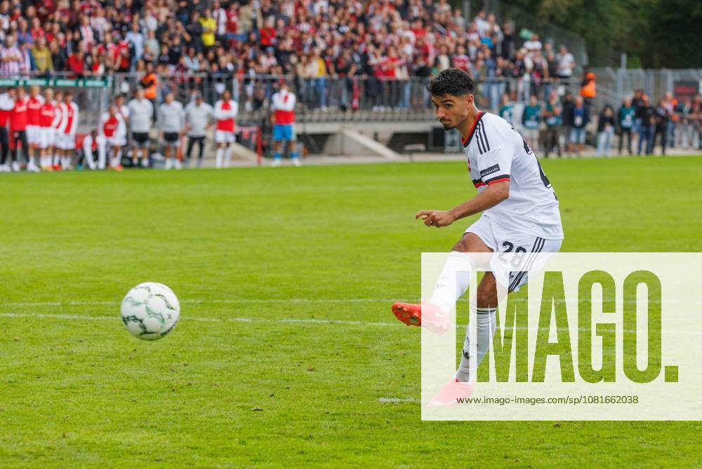 Fussball - Saison 2026 2027 - DFB Pokal Vereinspokal - 01. Runde: Viktoria Köln - 1. FC Nürnberg Nuernberg FCN ( Club ) - Sportfoto Zink DaMa - - regulations prohibit any use of photographs as image sequences and or quasi-video - Can Yahya Moustfa (28, 1. FC Nürnberg FCN ) mit Tor Torschuss im Elfmeterschießen - letzter Schütz des FCN