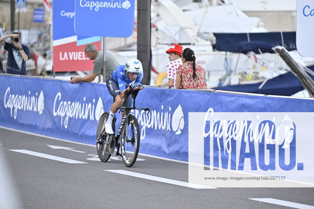 Salida de la Vuelta Ciclista a Espana en Mónaco Un ciclista durante la salida de la Vuelta Ciclista a Espana, a 22 de agosto de 2026, en Mónaco (Francia). La Vuelta Ciclista a Espana 2026 arranca hoy, 22 de agosto, en Mónaco y termina el domingo 13 de septiembre en Granada. Serán 21 etapas, 3.275 km y más de 58.000 metros de desnivel acumulado; por primera vez, la llegada final no será en Madrid, sino en el entorno de la Alhambra. 22 AGOSTO 2026;VUELTA CICLISTA;REALEZA;CICLISMO;BICIS;BICICLETAS;CONTRARRELOJ;SALIDA;PRIMERA ETAPA;MÓNACO;VUELTA;CASINO; Monaco (Francia) Monaco (Francia) Espana