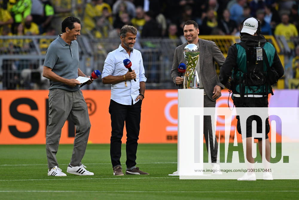 Fussball Franz Beckenbauer Supercup 2026, Borussia Dortmund - FC Bayern München v.l. Karl-Heinz Kalle Riedle und Sebastian Hellmann (SKY) Dortmund