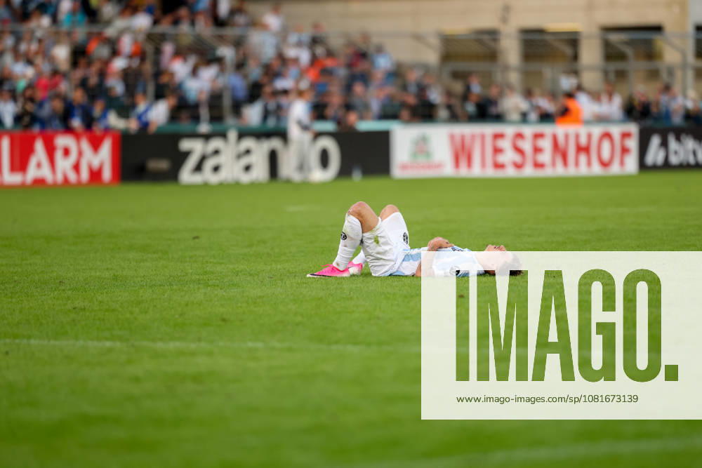 Mark Grevorgyan (TSV 1860 Muenchen, 24) liegt enttaeuscht am Boden nach der Niederlage, dem Pokalaus, Emotionen, GER, TSV 1860 Muenchen vs. Holstein Kiel, Fussball, DFB-Pokal, 1. Runde, Saison 2026 2027, 22.08.2026, DFL REGULATIONS PROHIBIT ANY USE OF PHOTOGRAPHS AS IMAGE SEQUENCES, GER, TSV 1860 Muenchen vs. Holstein Kiel, Fussball, DFB-Pokal, 1. Runde, Saison 2026 2027, 22.08.2026 Muenchen